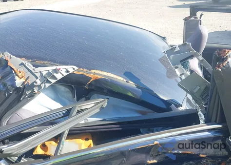 2015 Toyota Camry Le z USA, uszkodzony, nr VIN 4T4BF1FK2FR493673